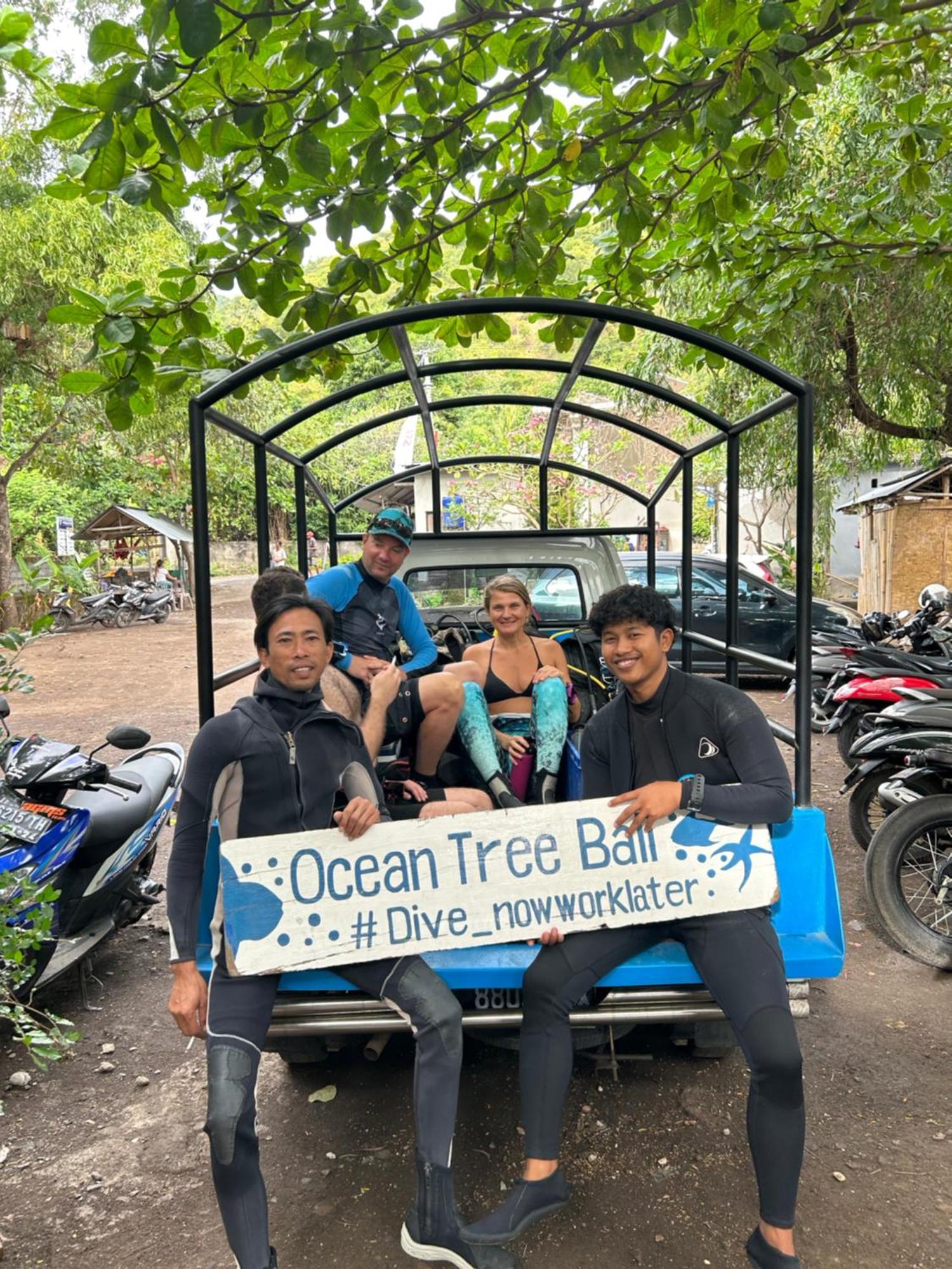 Blue Waves Hostel Amed Ambat Exteriér fotografie