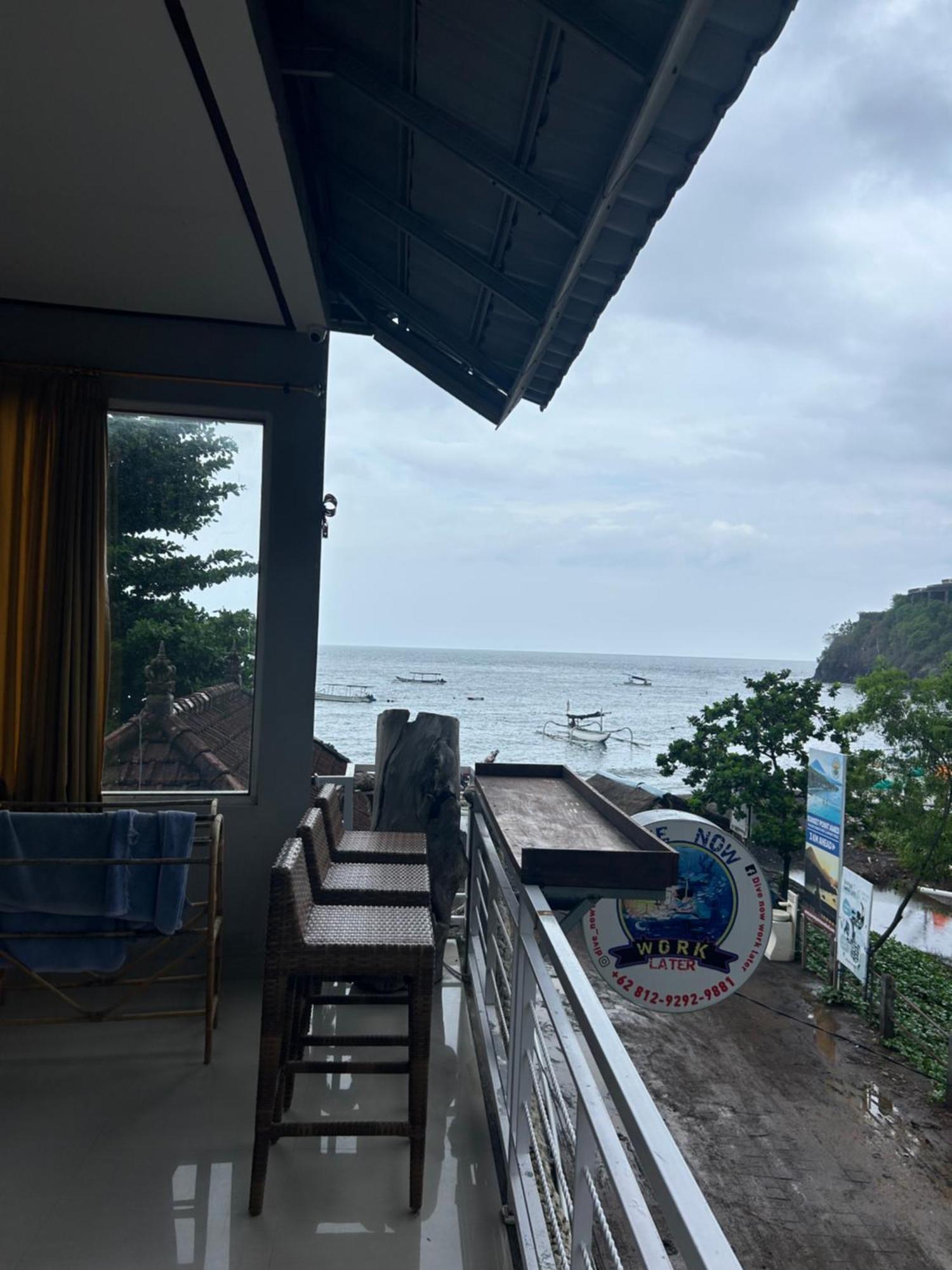 Blue Waves Hostel Amed Ambat Exteriér fotografie
